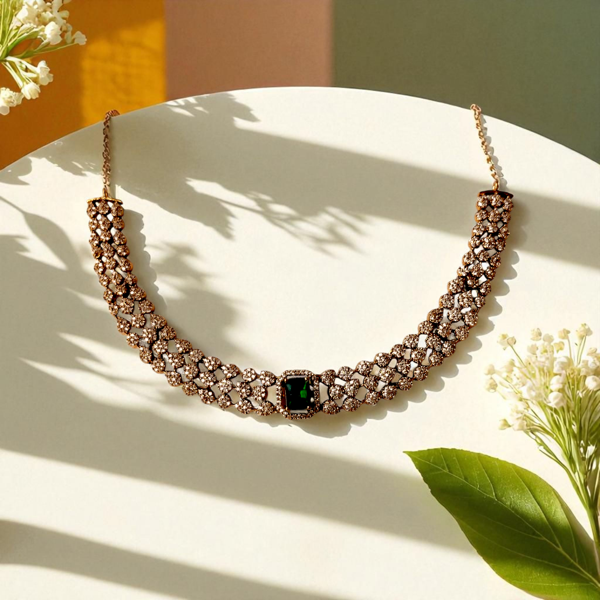 Ashi Emerald Bloom Necklace Set