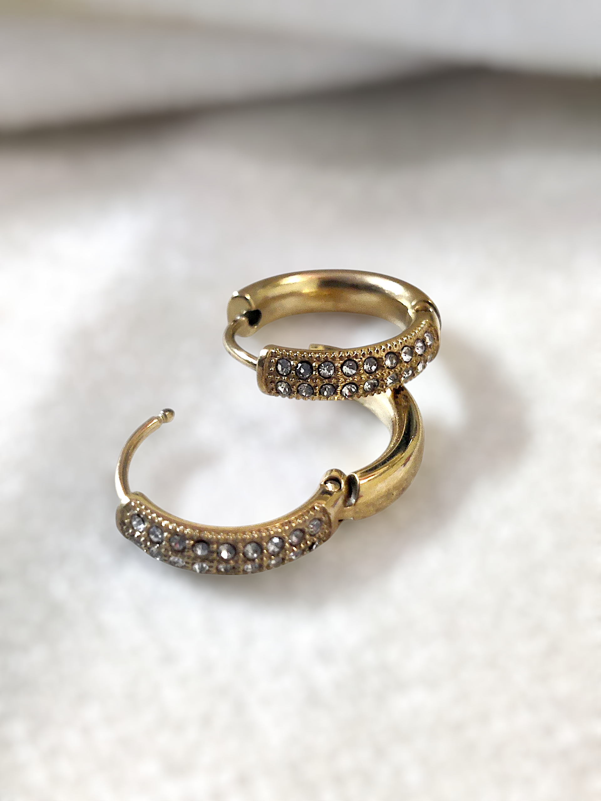 Ashi SparkHoop Earrings – Anti-Tarnish