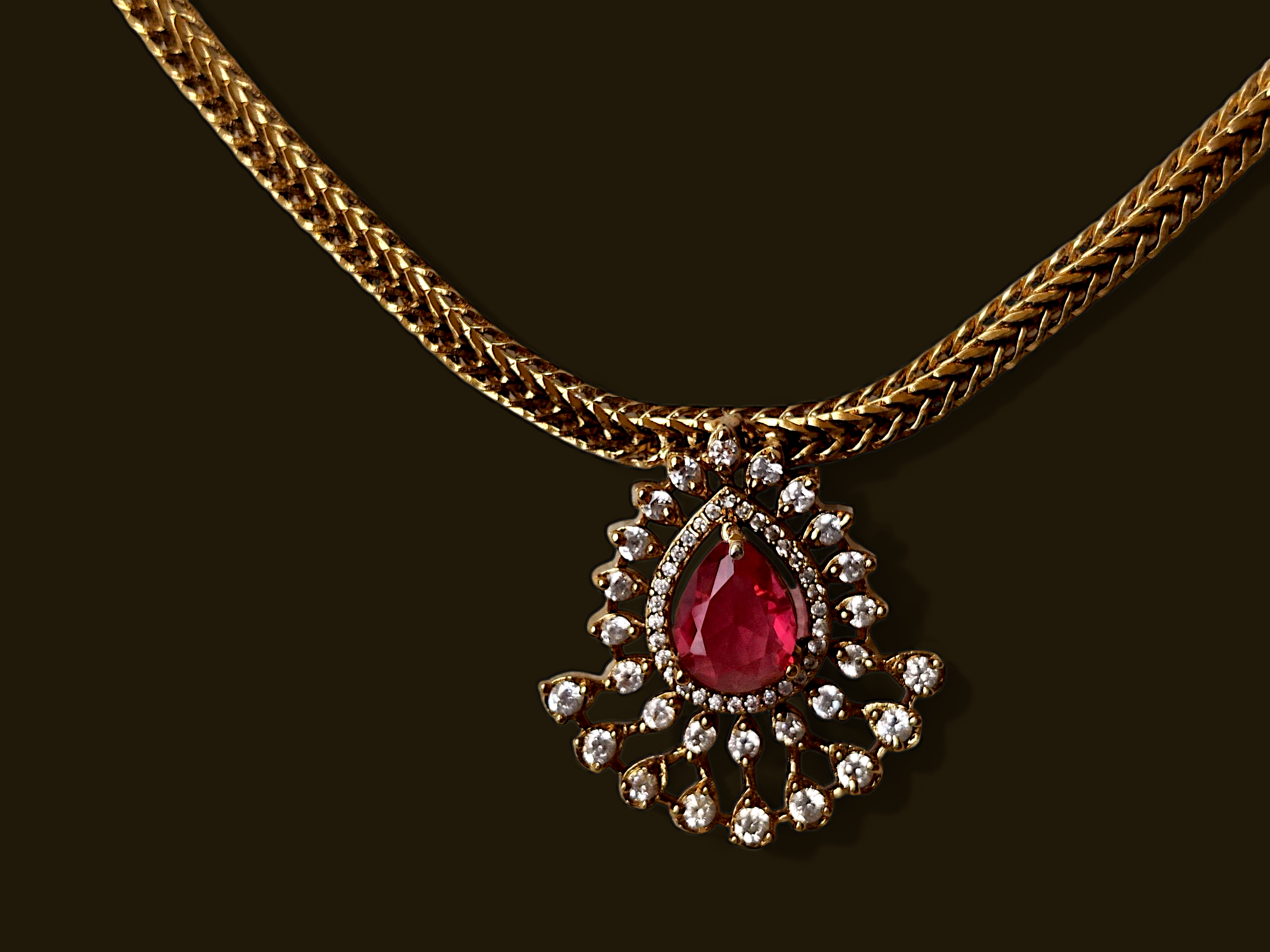 Ashi Classic Teardrop Necklace Set