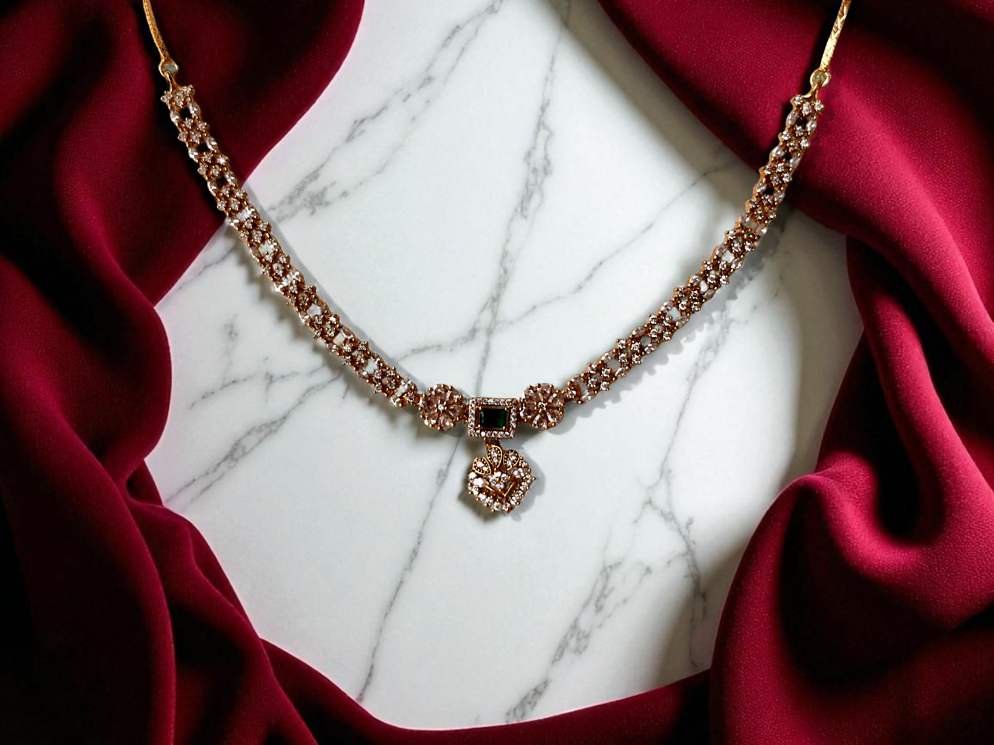 Ashi Creations: Subtle Sparkle Necklace