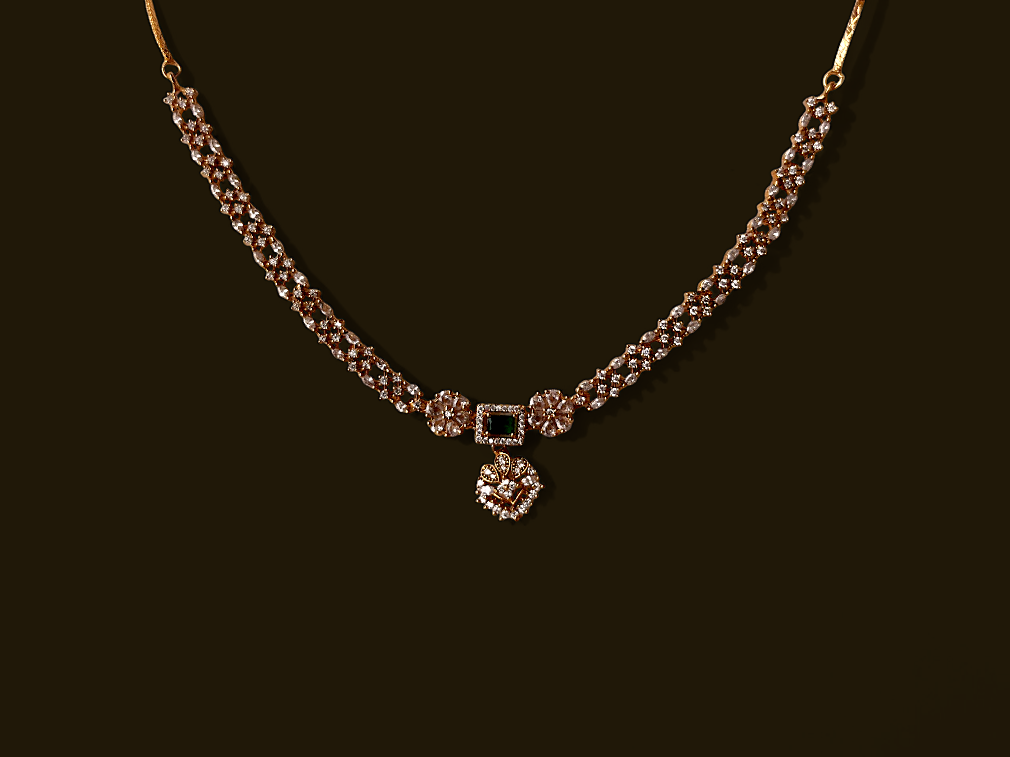 Ashi Creations: Subtle Sparkle Necklace