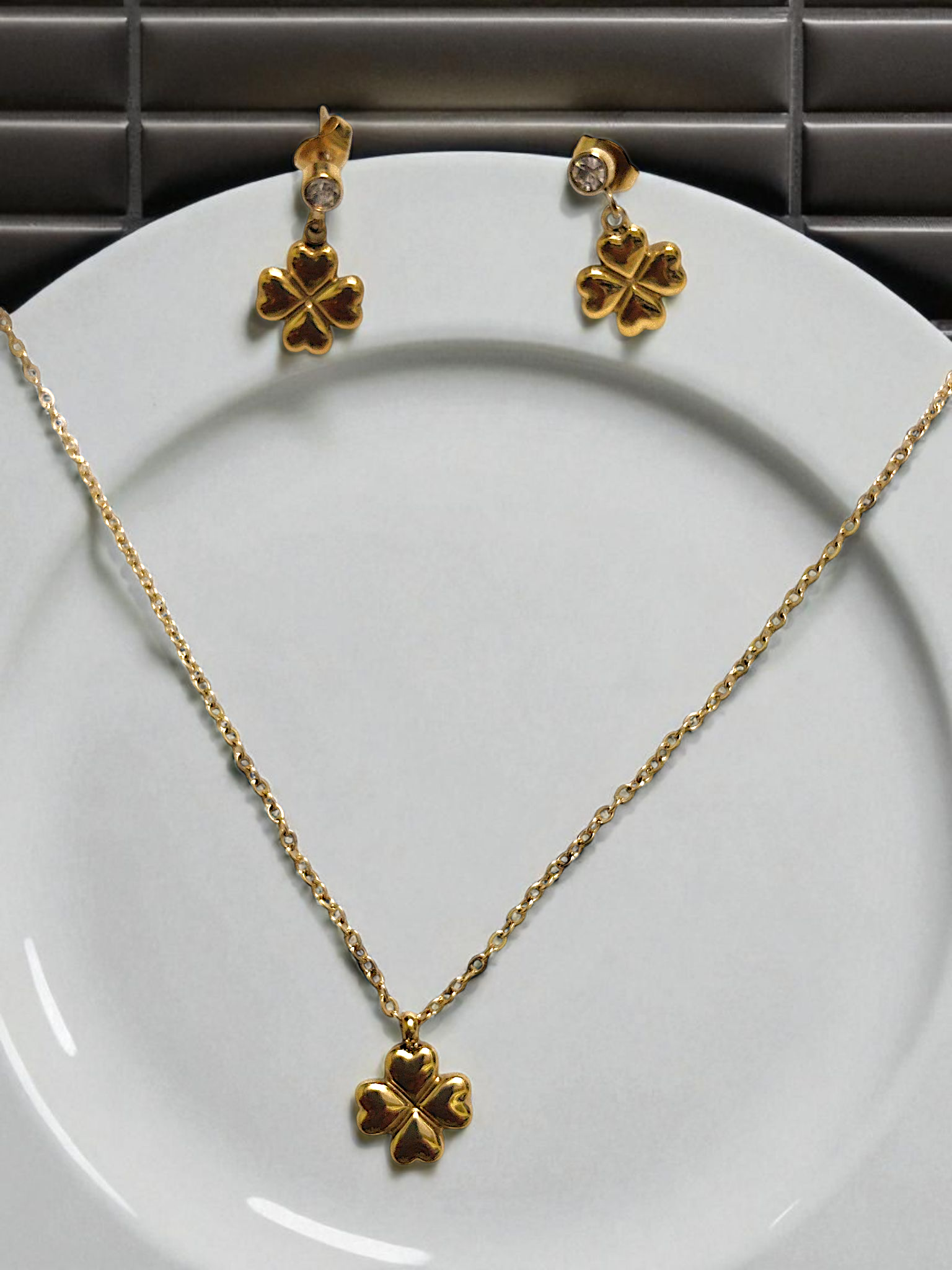 Ashi Lucky Charm Anti-Tarnish Chain Set