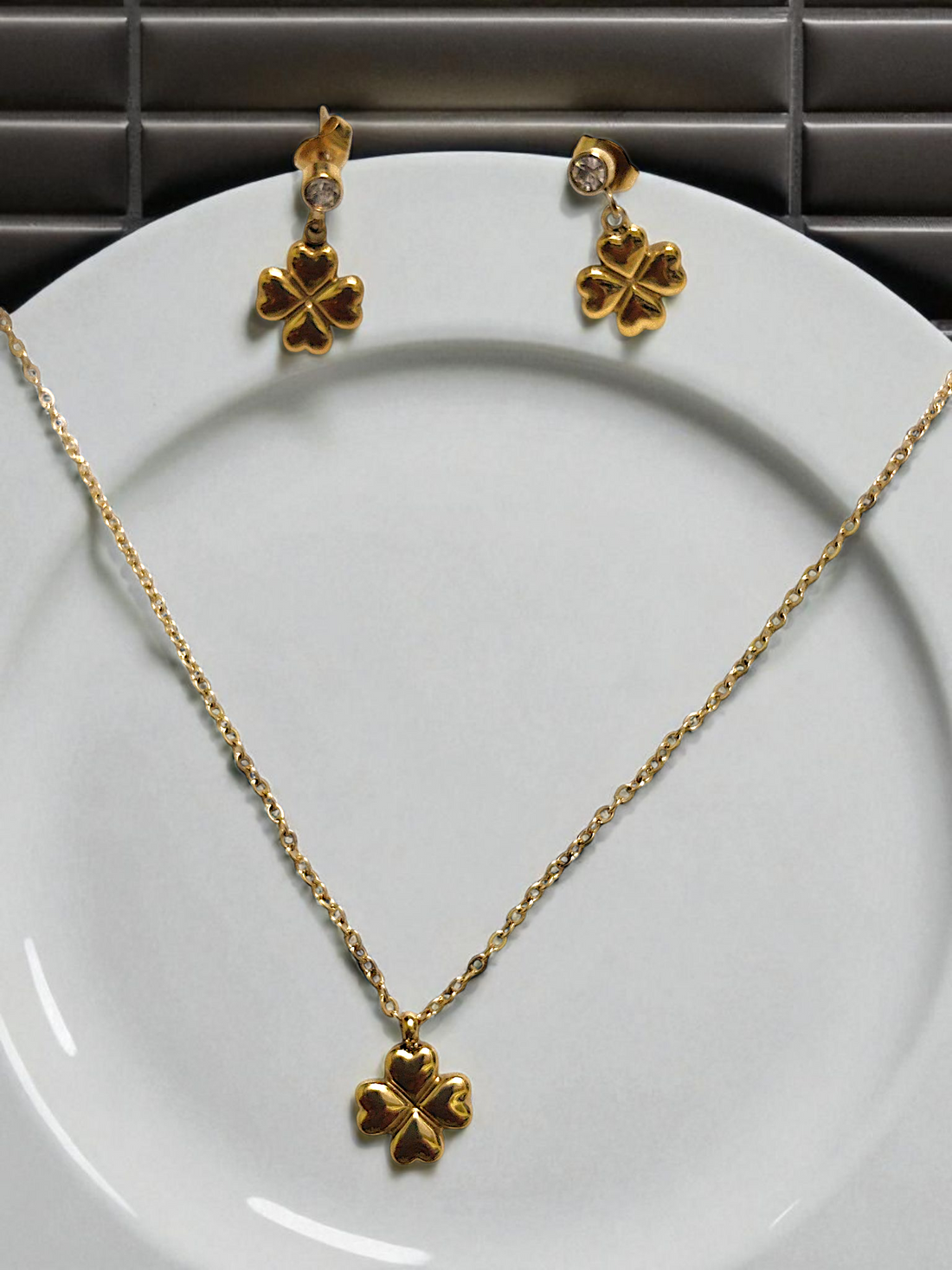 Ashi Lucky Charm Anti-Tarnish Chain Set