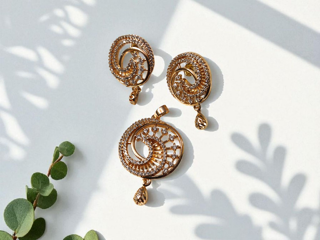 Ashi Ziya Spiral Pendant Set
