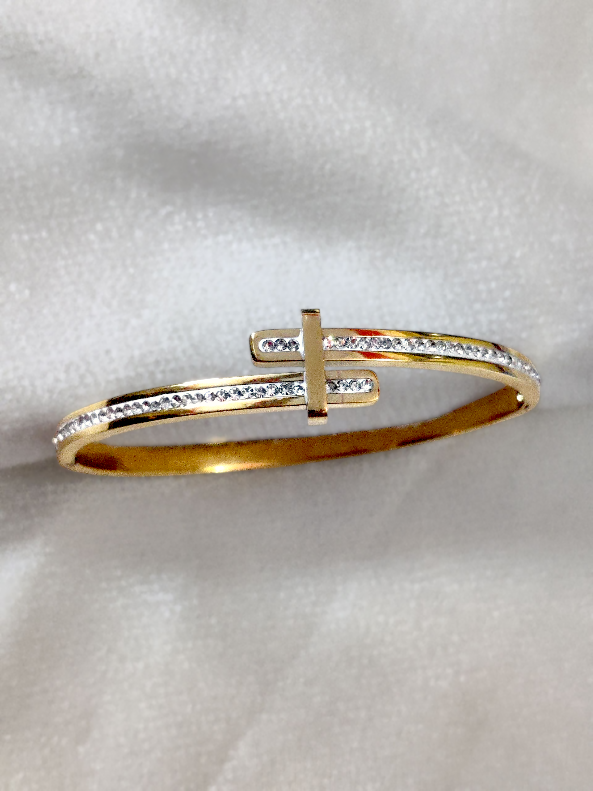 Ashi Luxe Nail Bangle