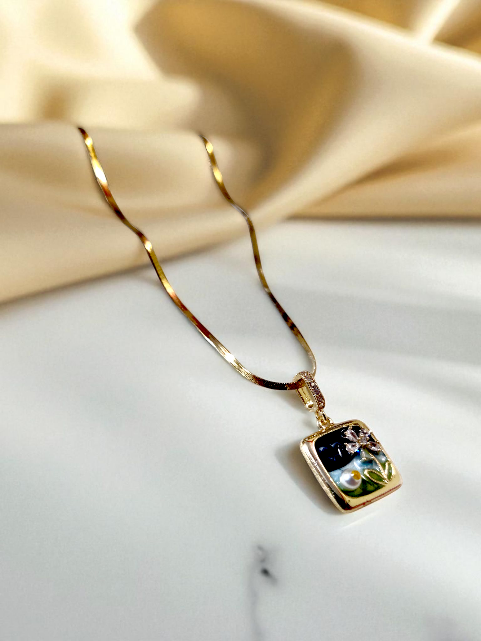 Ashi Creations: Ever-Shine Garden Chain Set