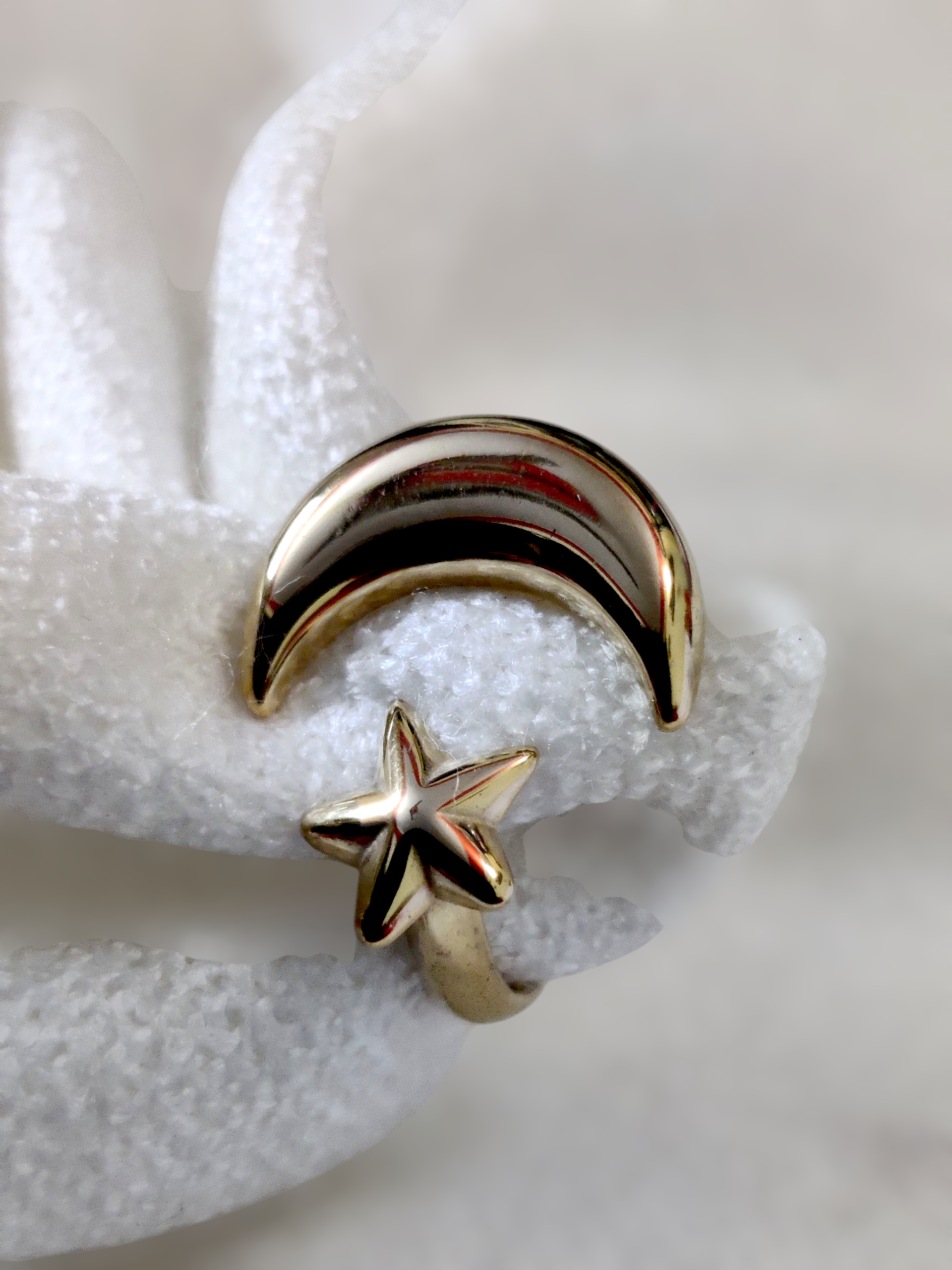 Ashi Moon & Star Ring – Anti-Tarnish Magic