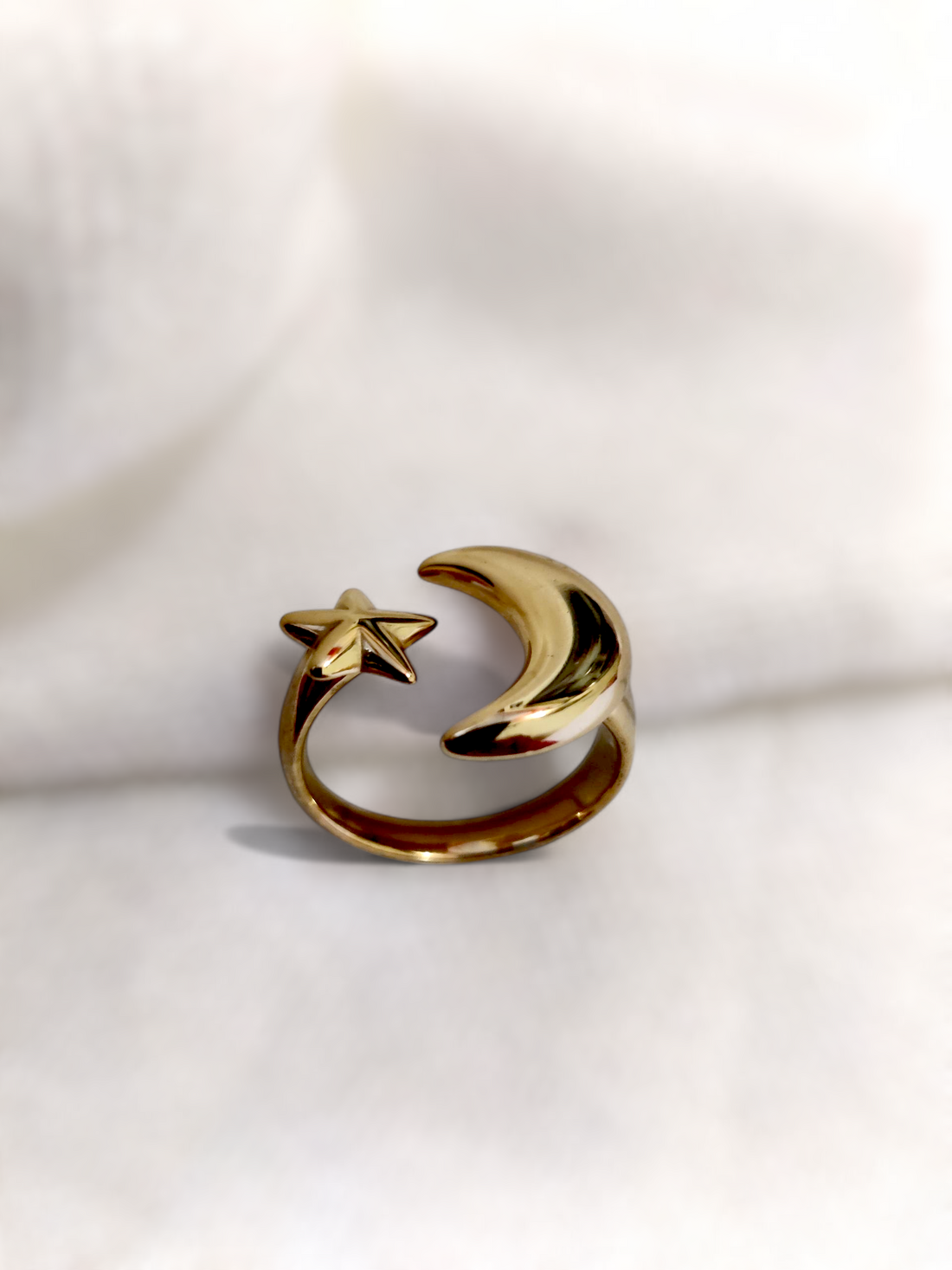 Ashi Moon & Star Ring – Anti-Tarnish Magic