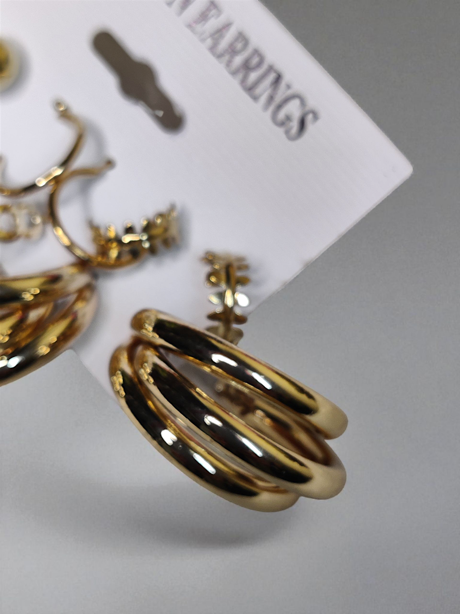 Premium Anti-Tarnish Earring Combo Set – 2 Cards (15 Pairs Total) 🌟