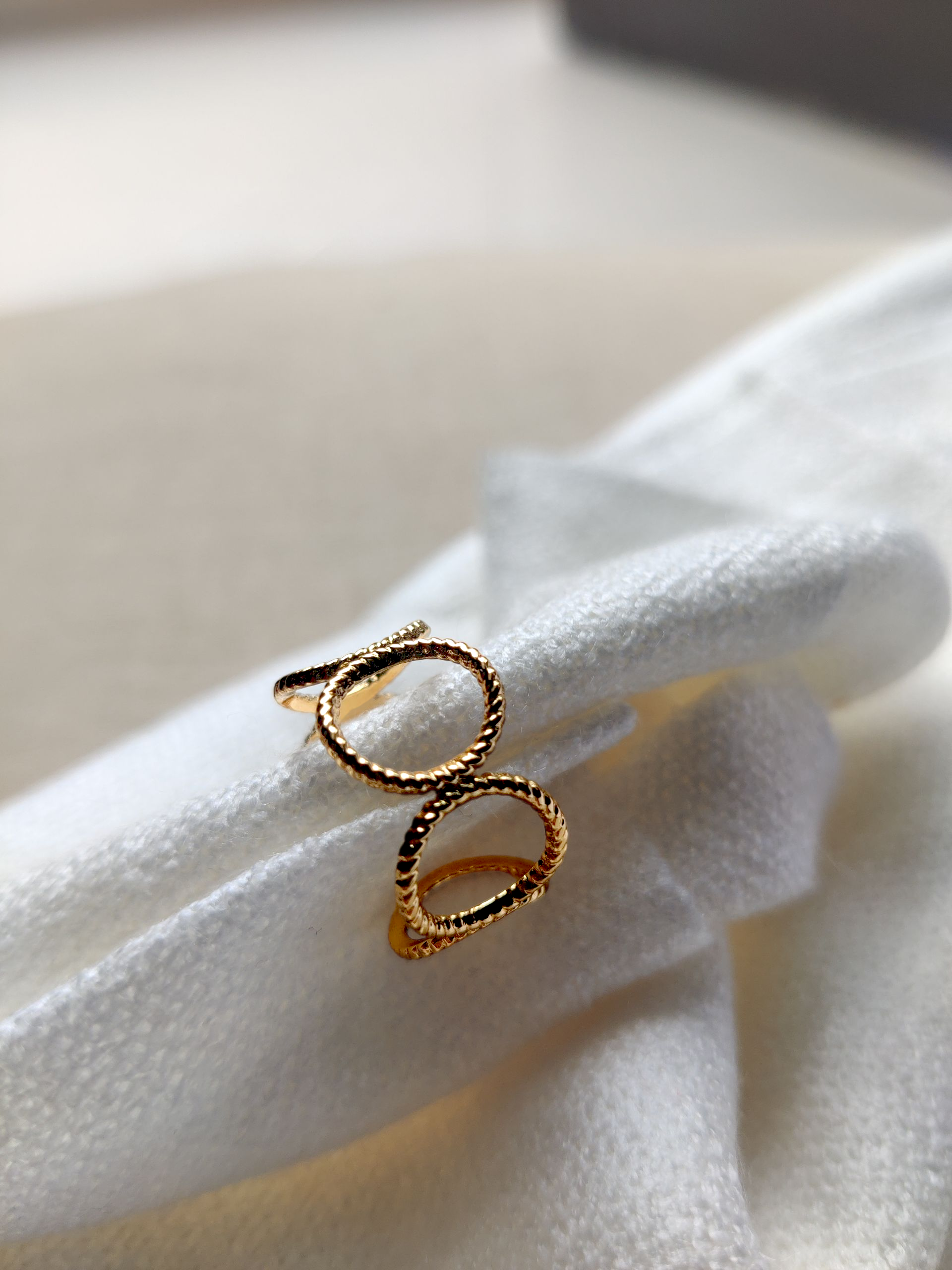 Ashi Infinity Twist Anti-Tarnish Ring